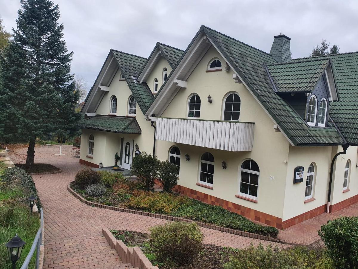 Hotel Und Restaurant Gruner Hahn Elsenfeld Bagian luar foto